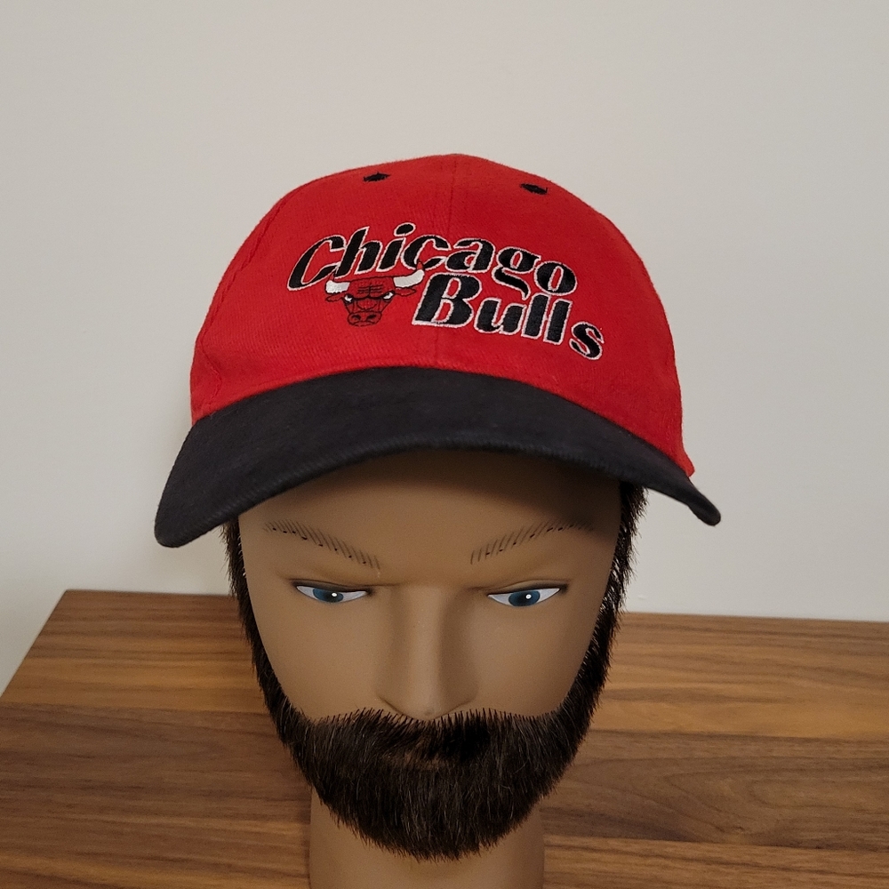 Chicago Bulls NBA Throwback Kick 10 Promo Strapback Hat